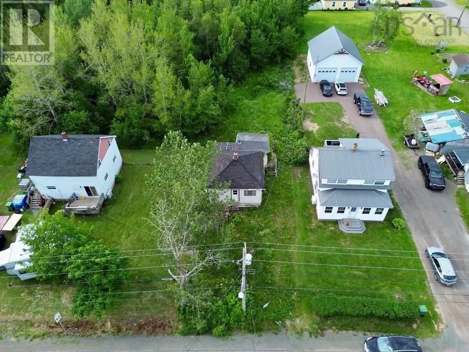 2399 Athol Road - 19