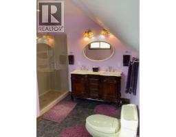 Mud room - 2015 1st Street N, Rockglen, SK S0H3R0 Photo 6