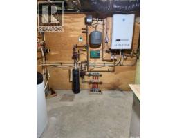 Storage - 2015 1st Street N, Rockglen, SK S0H3R0 Photo 16