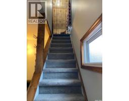 2015 1st Street N, Rockglen, SK S0H3R0 Photo 36