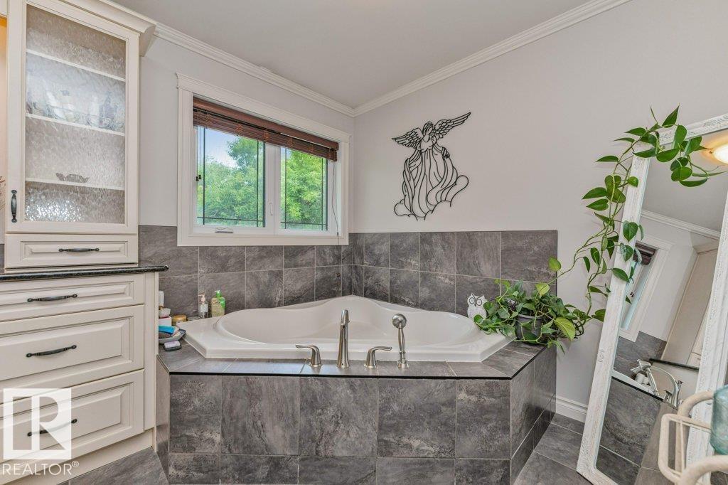 54176 RGE ROAD 224 - 43