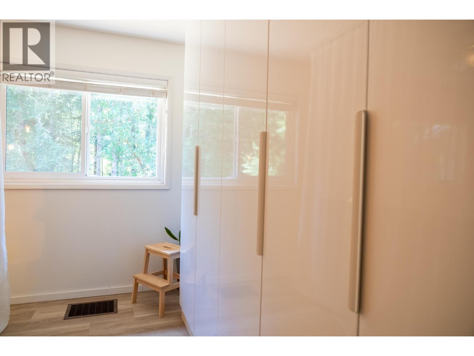4746 BOSUN WAY, Pender Island