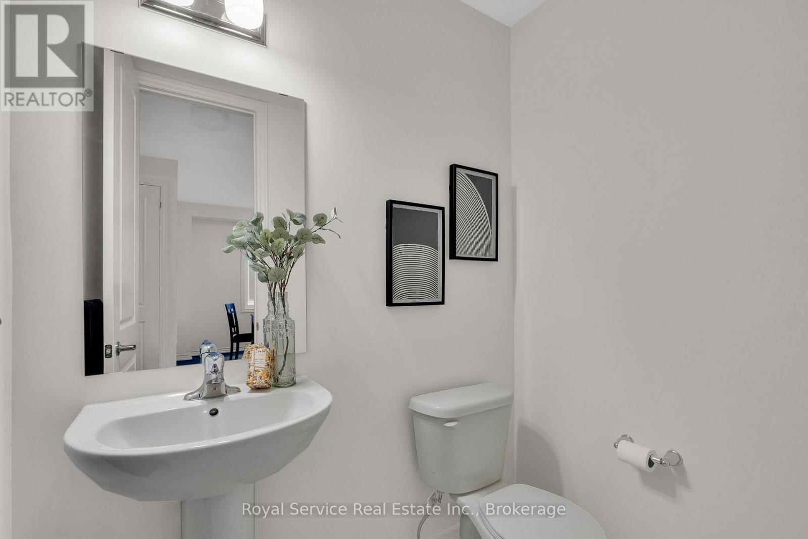 472 TREVOR STREET - 15