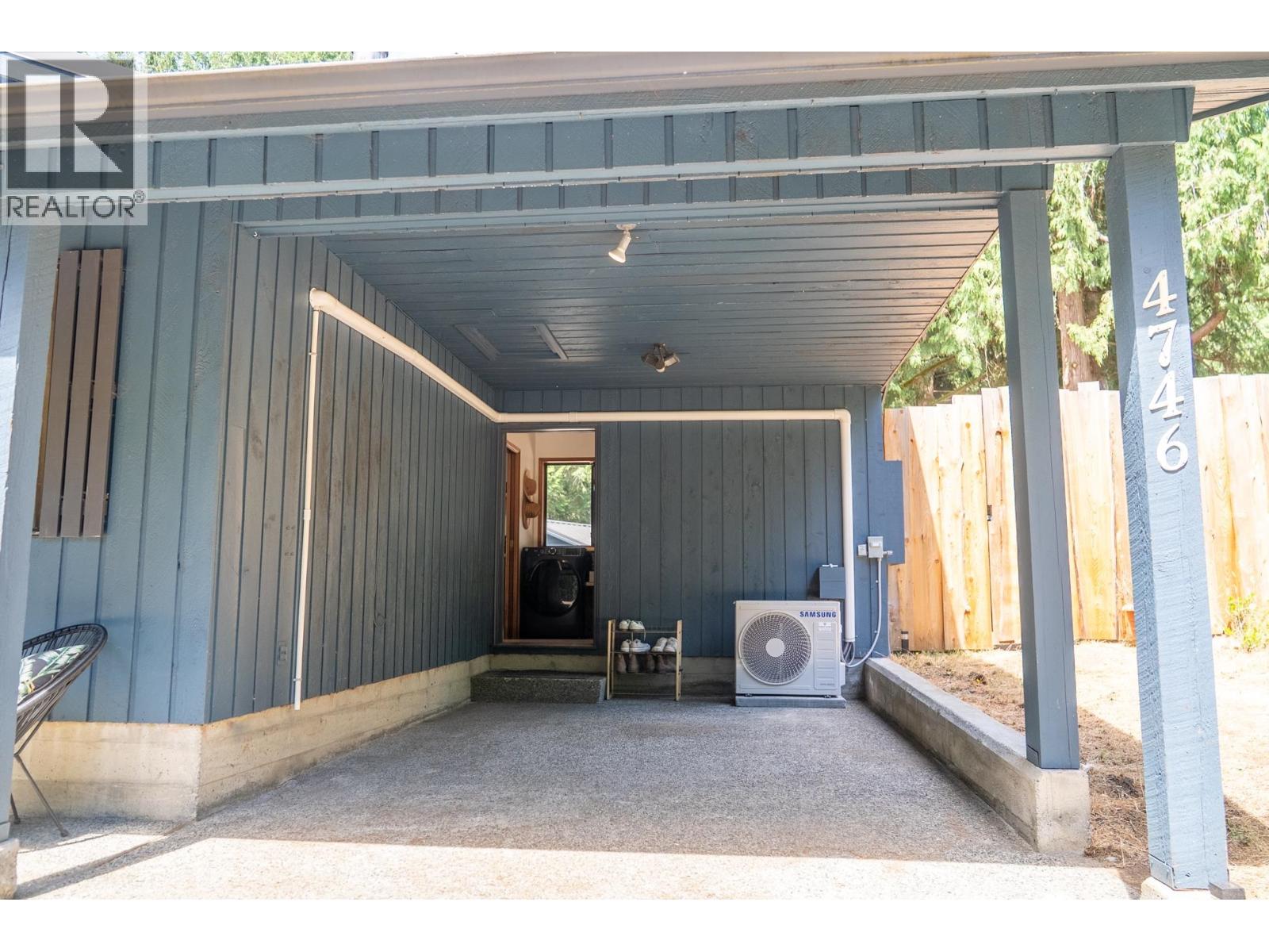 4746 BOSUN WAY, Pender Island