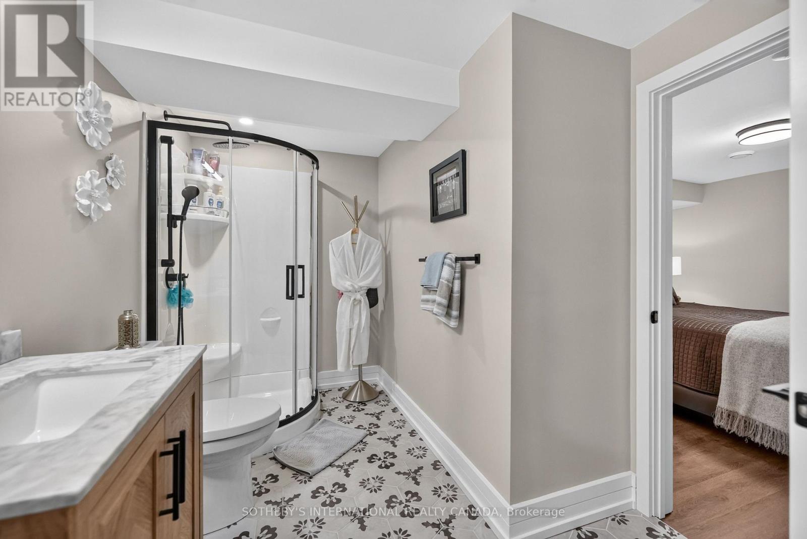 3 Bed, 3 Bath House for Sale in Ottawa – 2 PARKGLEN DRIVE, Ottawa – MLS# X13516454 - Image 34