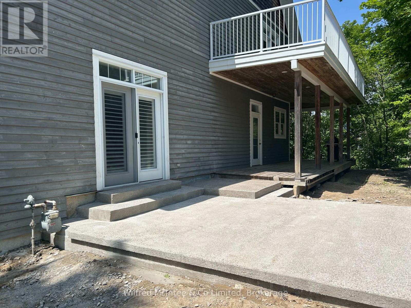 545 ECKFORD AVENUE - Image 35
