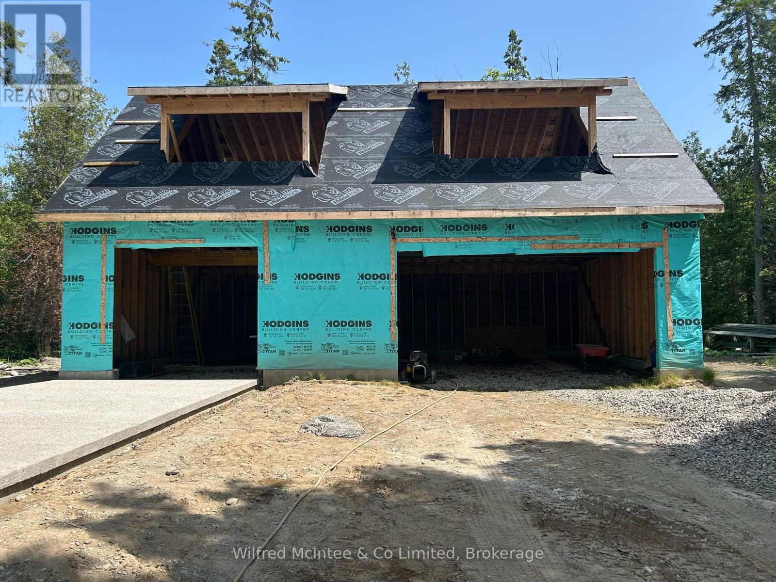 545 ECKFORD AVENUE - Image 33