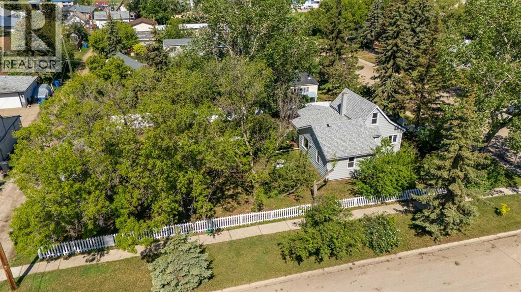 235 3 Street - 10