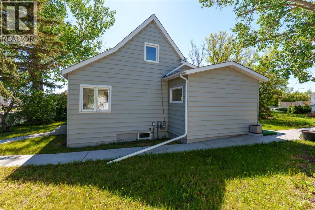 235 3 Street - 4