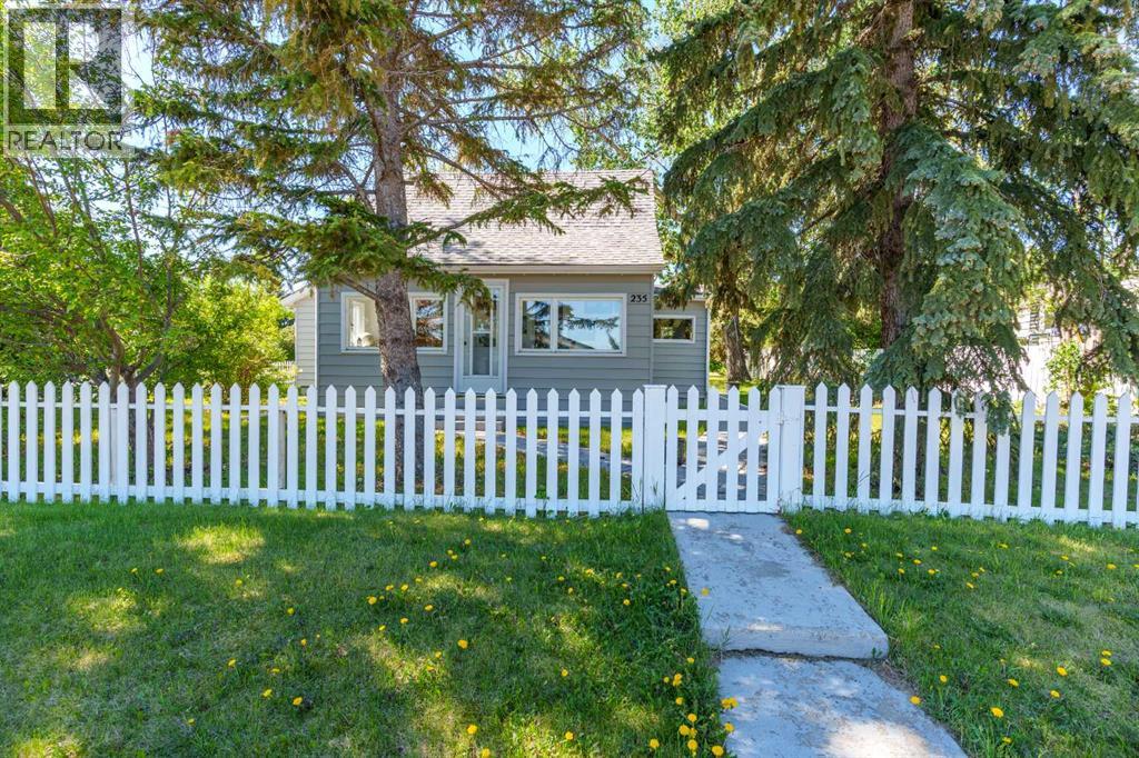 235 3 Street - 42