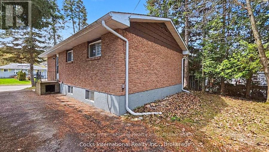 36 SUSAN STREET W - Image 35