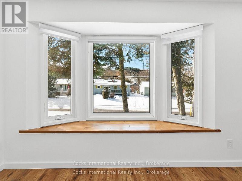 36 SUSAN STREET W - Image 5