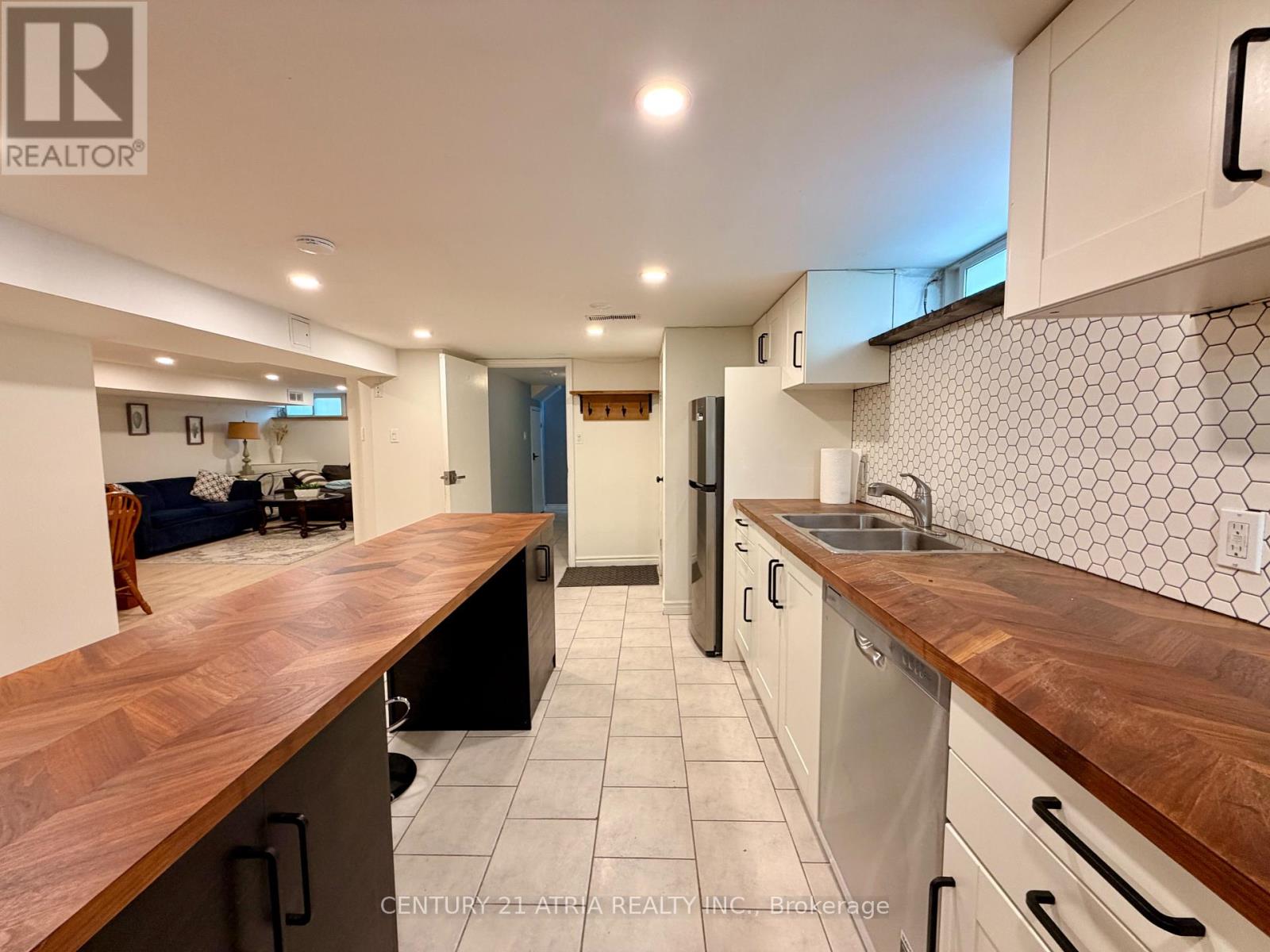 301 AXMINSTER DRIVE - 20