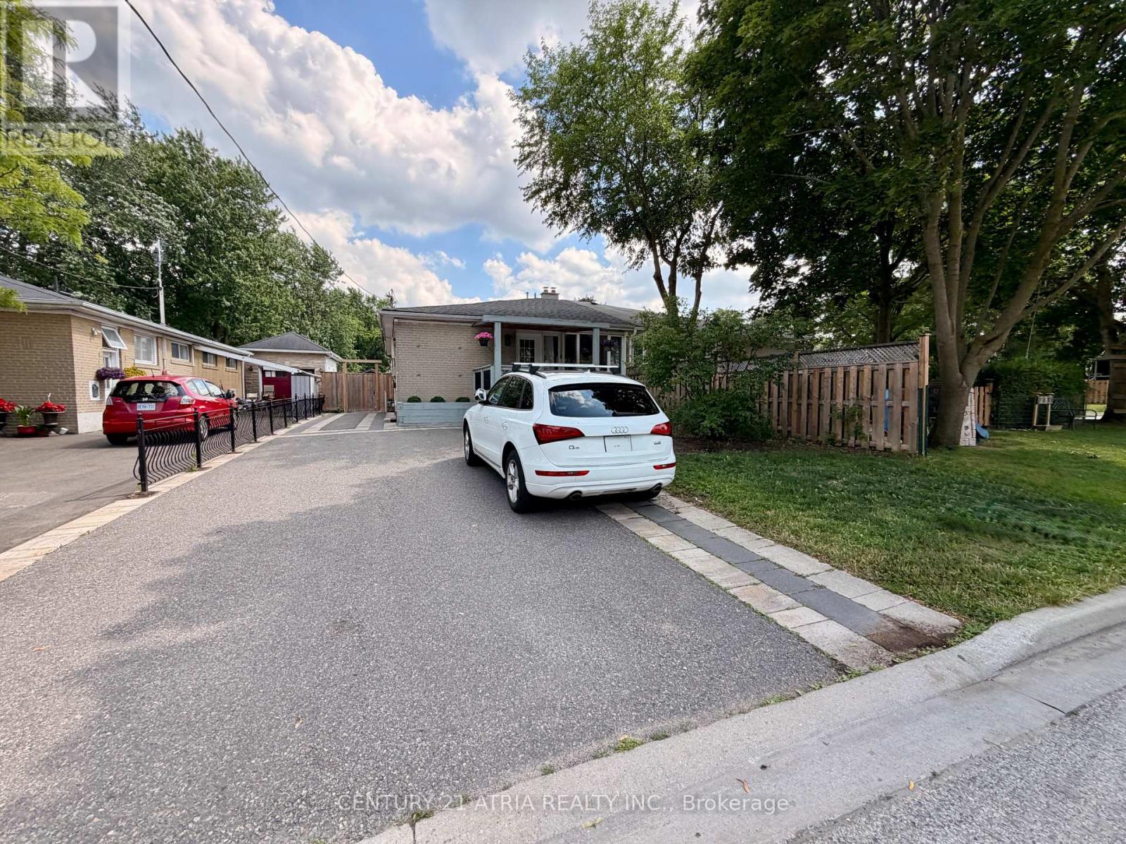 301 AXMINSTER DRIVE - 31