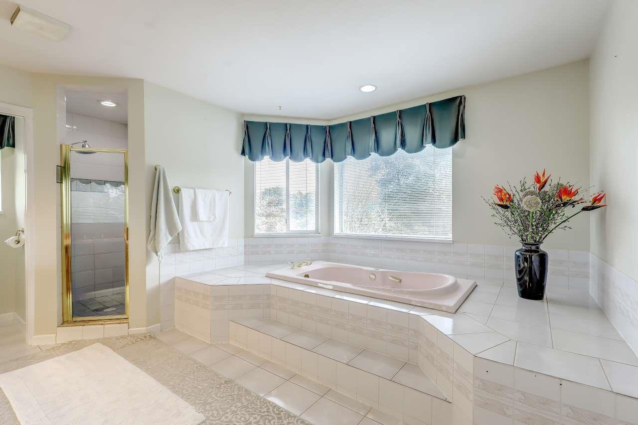 5 Bed, 5 Bath House for Sale in Surrey – 16382 77 AVENUE, Surrey – MLS# R3142196 - Image 23