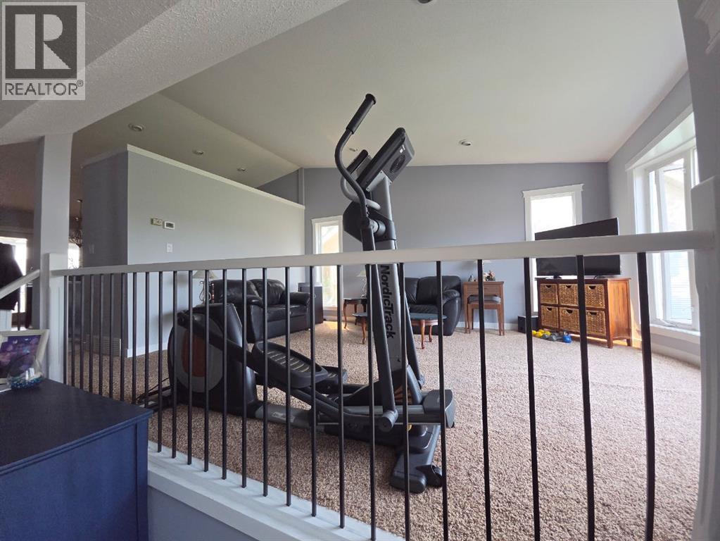 5521 46 Street - photo 4