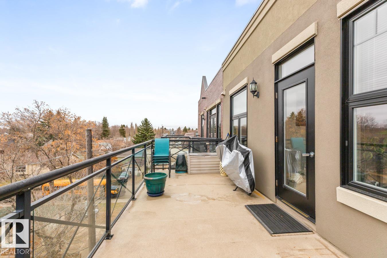 #406 10808 71 AV NW - 36