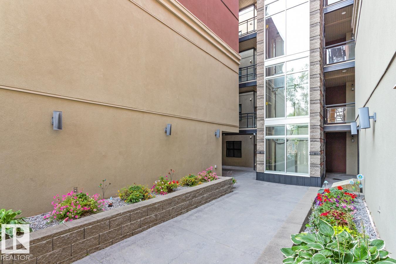 #406 10808 71 AV NW - 4