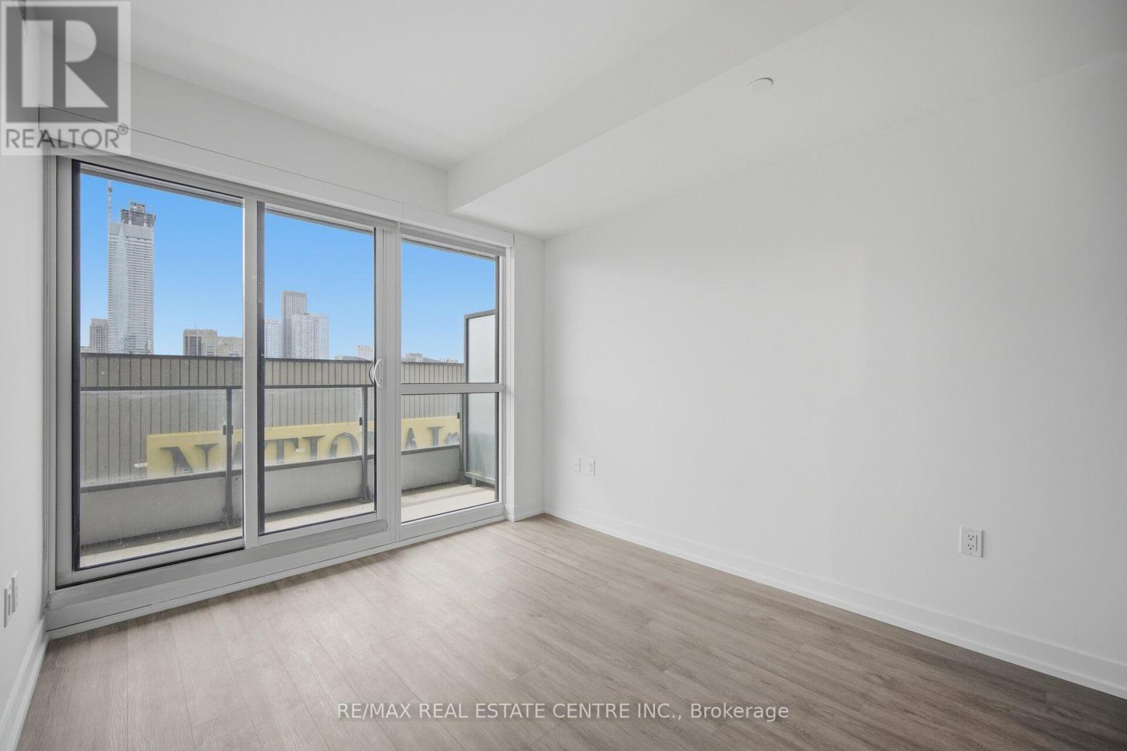 #2503 395 BLOOR STREET E - 36