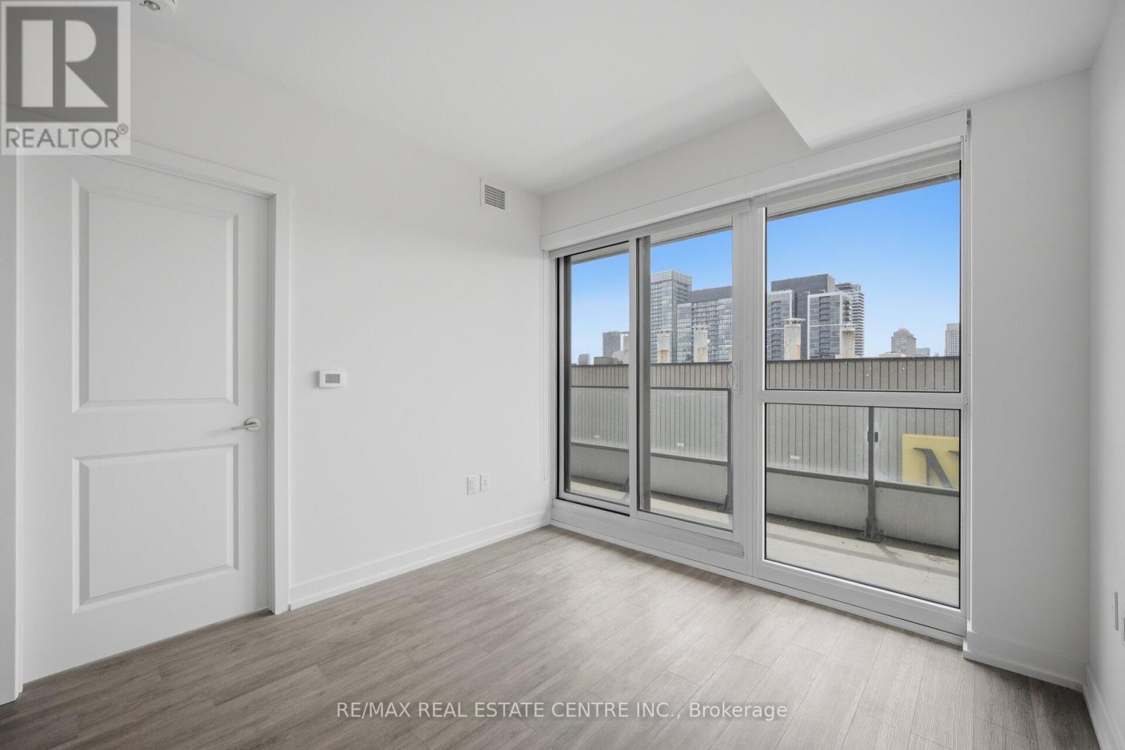 #2503 395 BLOOR STREET E - 40