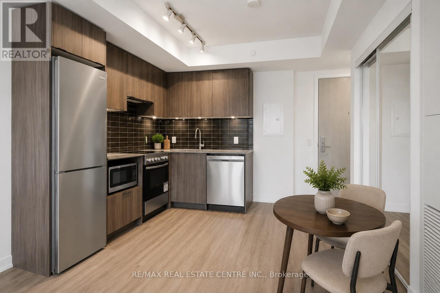 #2503 395 BLOOR STREET E - 8