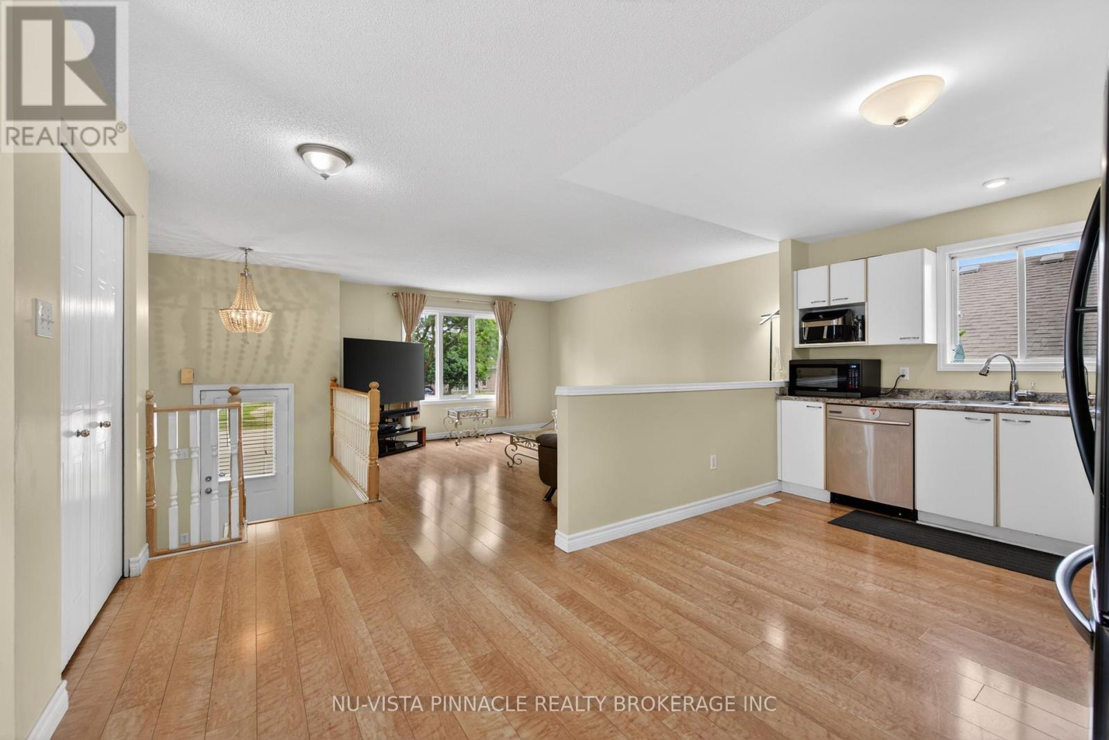 35 JOLIET STREET - 9