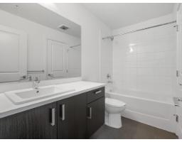 203 15858 Fraser Highway, Surrey, BC V4N6X4 Photo 16