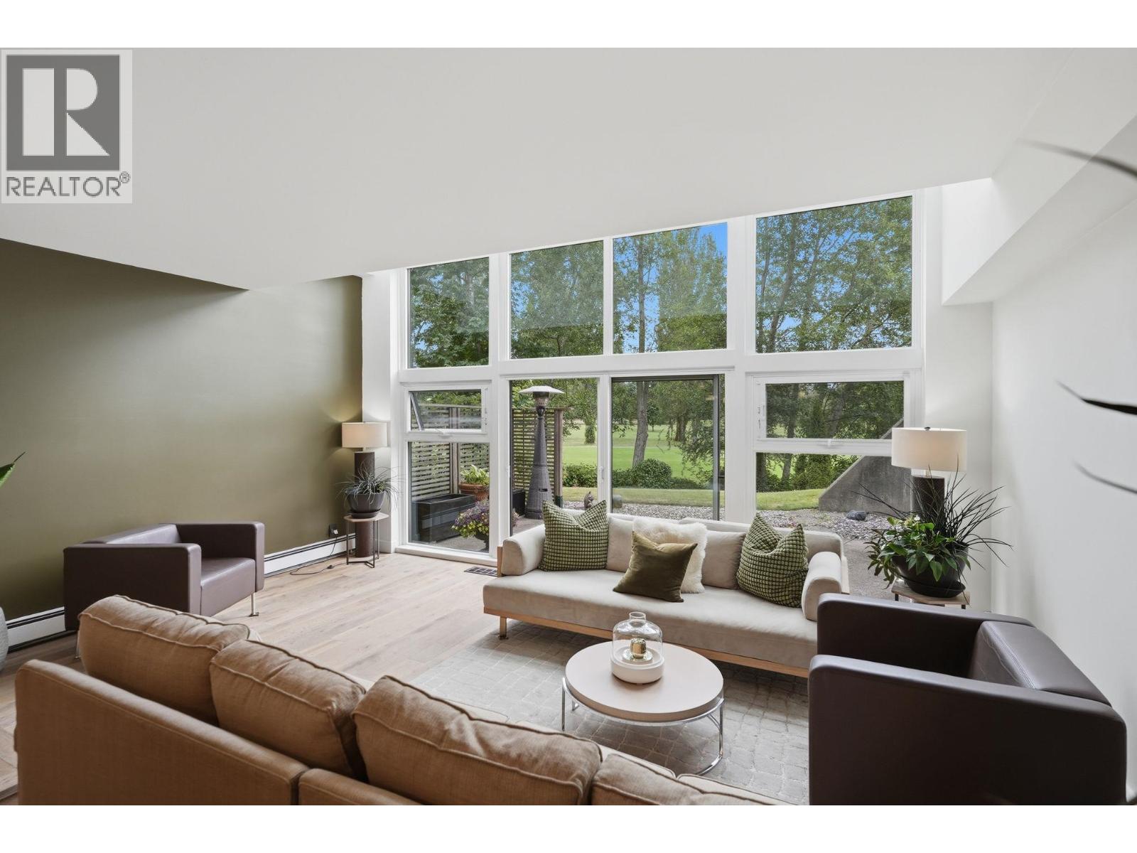 #101-1350 VIEW Crescent, Delta