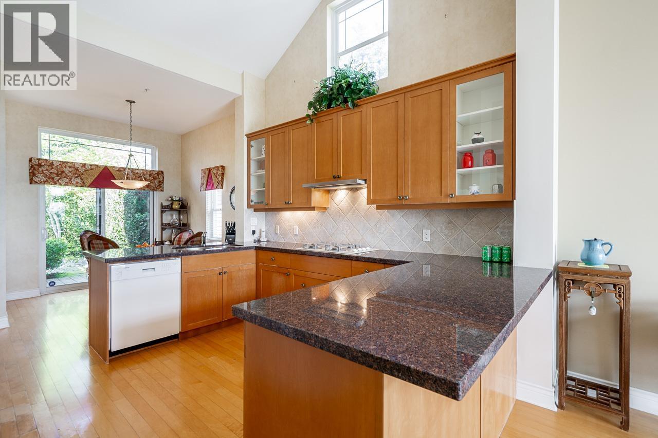 4918 EDENDALE LANE, West Vancouver