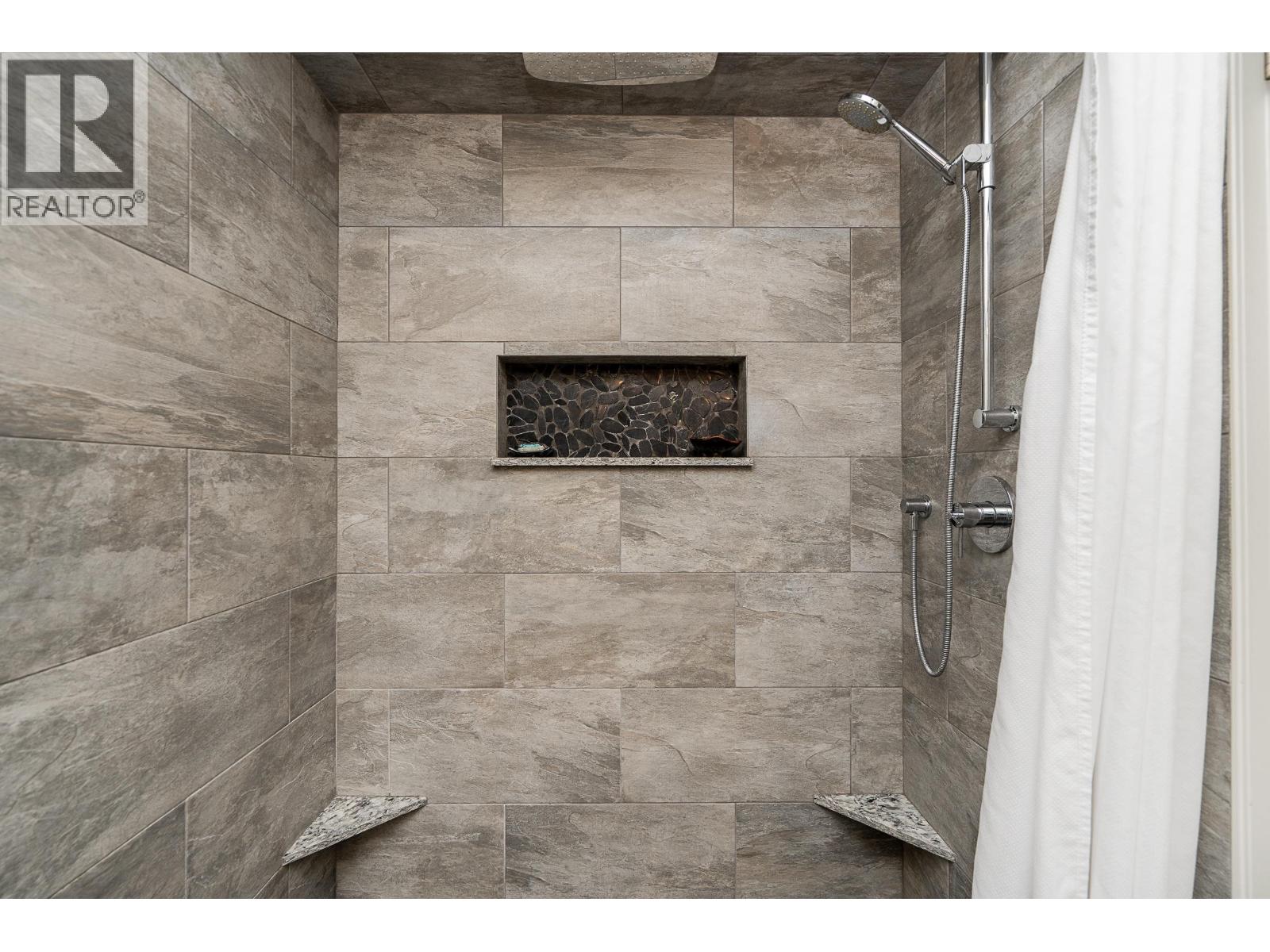 3 Bed, 3 Bath House for Sale in Coquitlam – 1299 JORDAN STREET, Coquitlam – MLS# R3142250 - Image 19