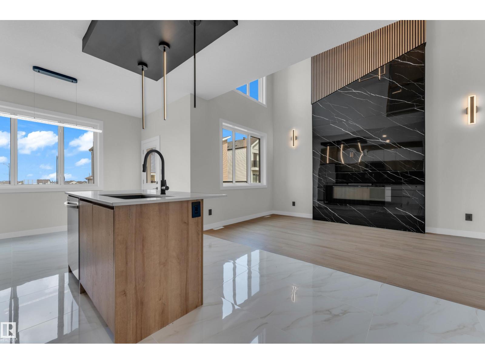 1912 48 ST SW - 21