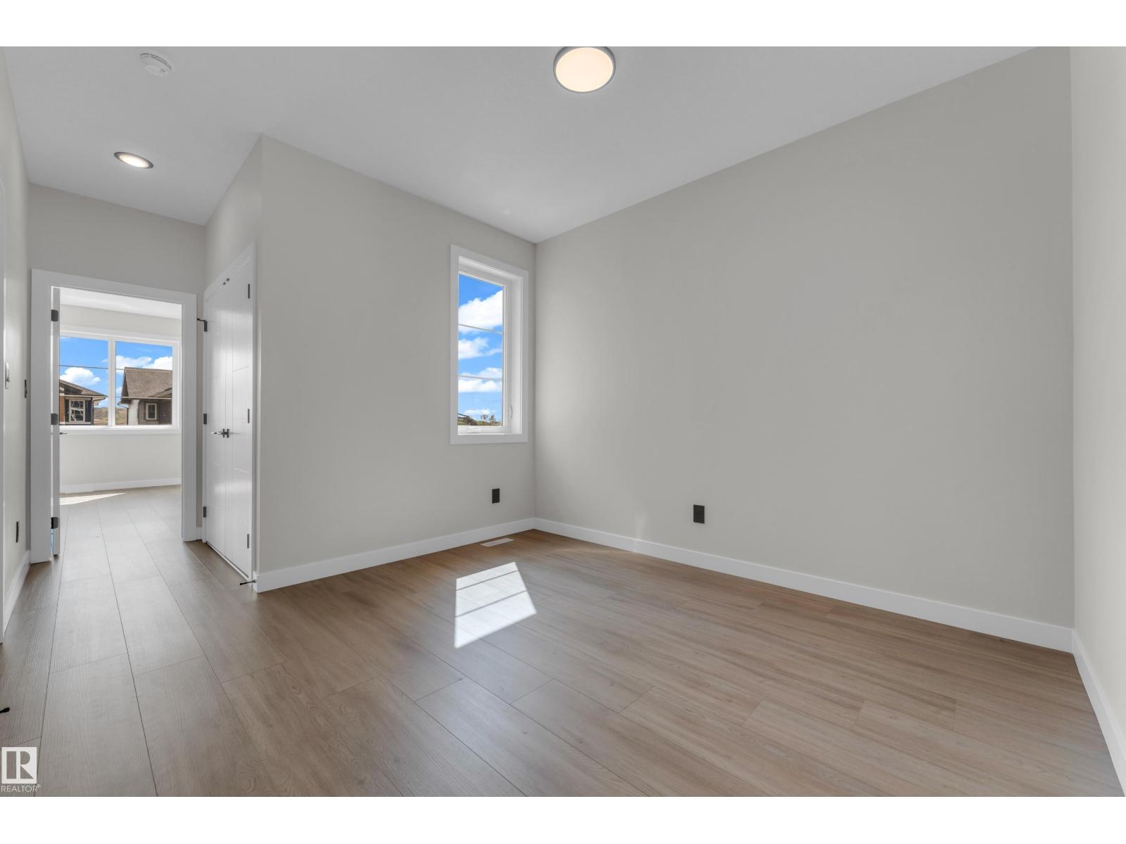 1912 48 ST SW - 24