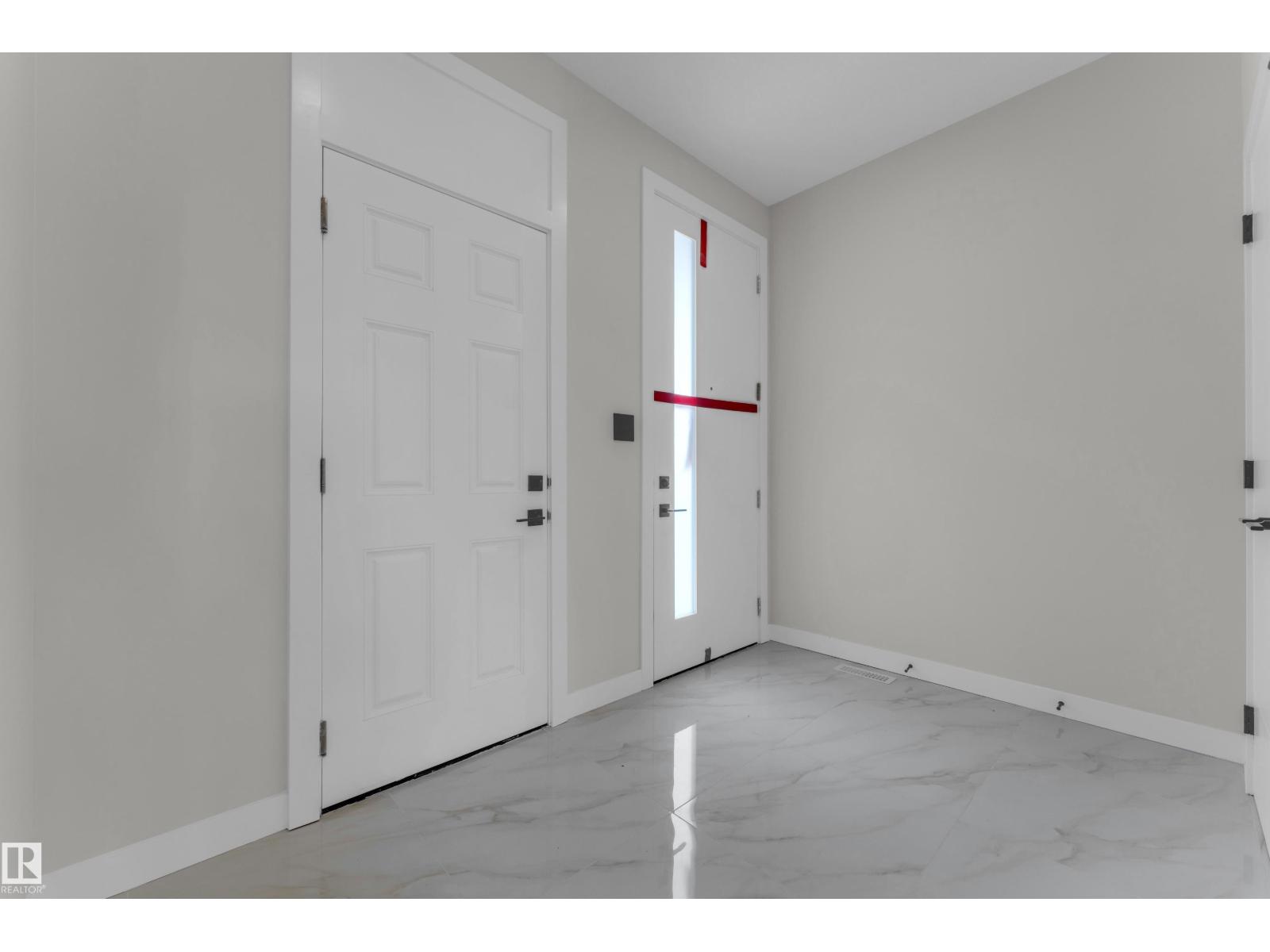 1912 48 ST SW - 7
