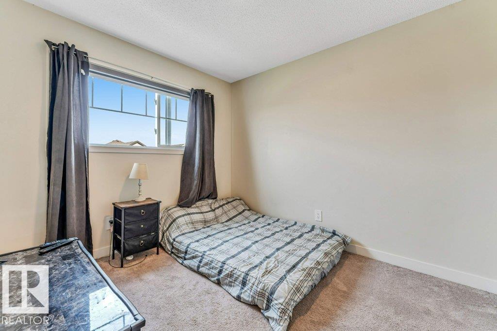 5315 22 AV SW - 24