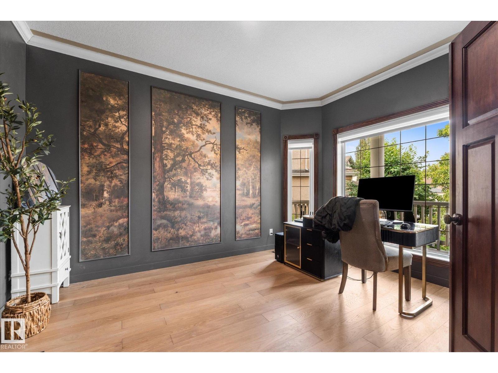 8704 165 AV NW NW - 10