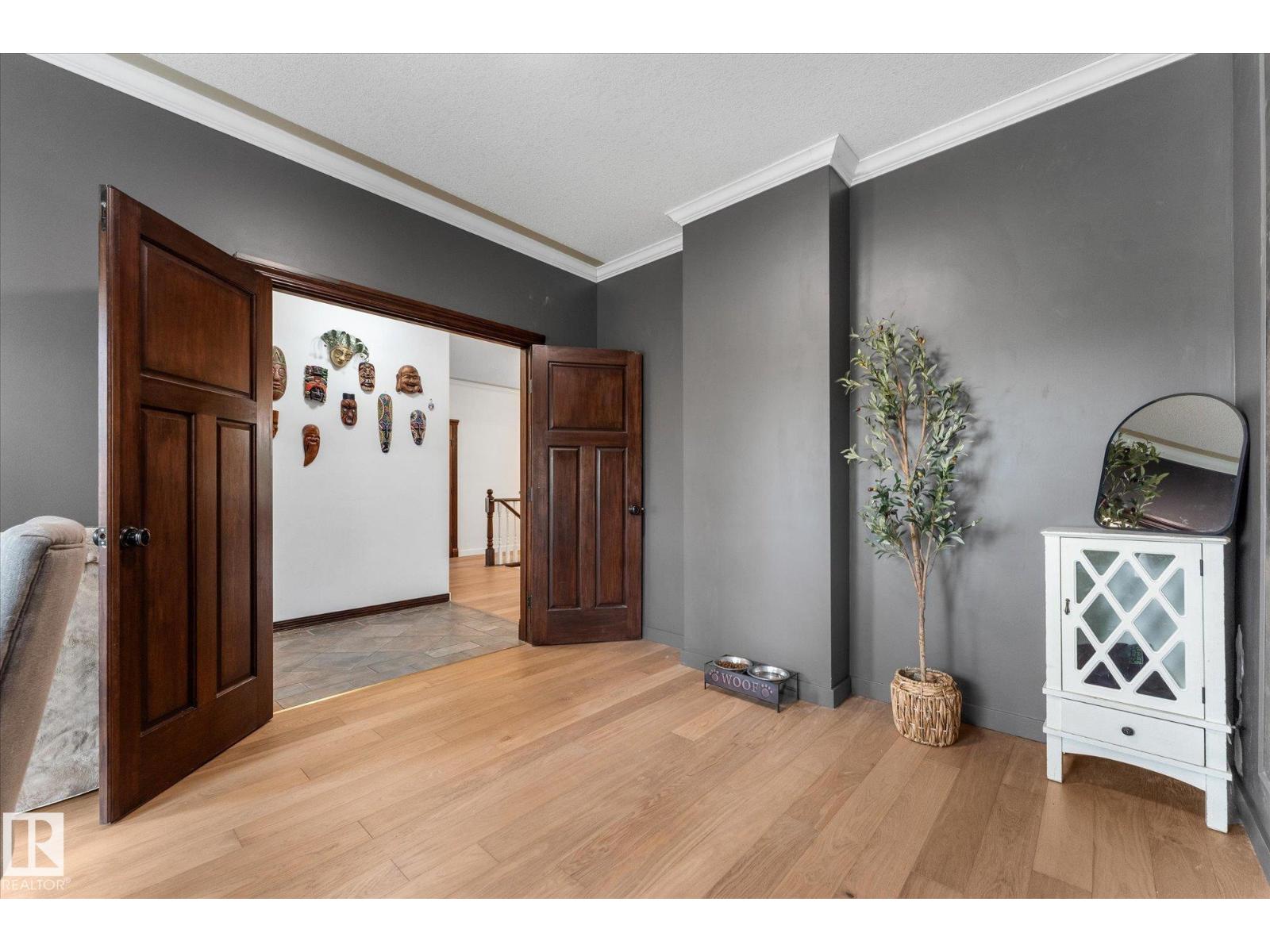 8704 165 AV NW NW - 11