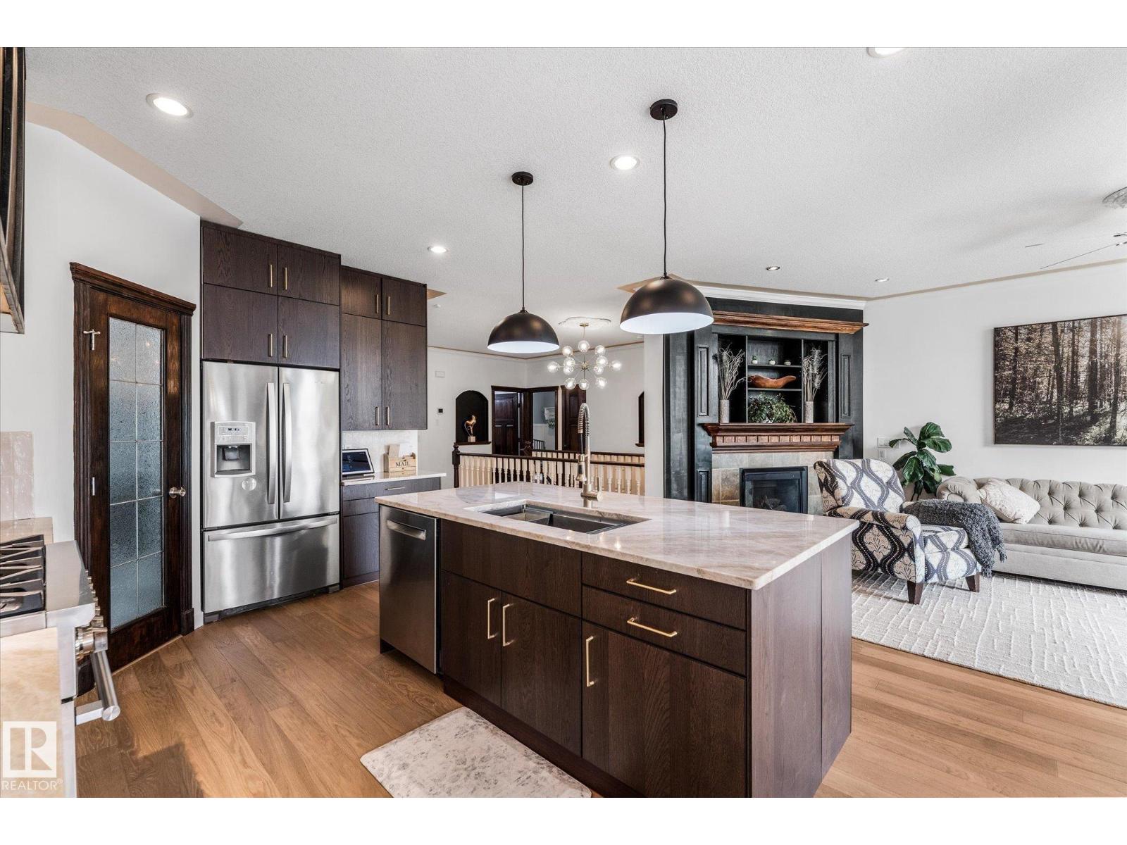 8704 165 AV NW NW - 16