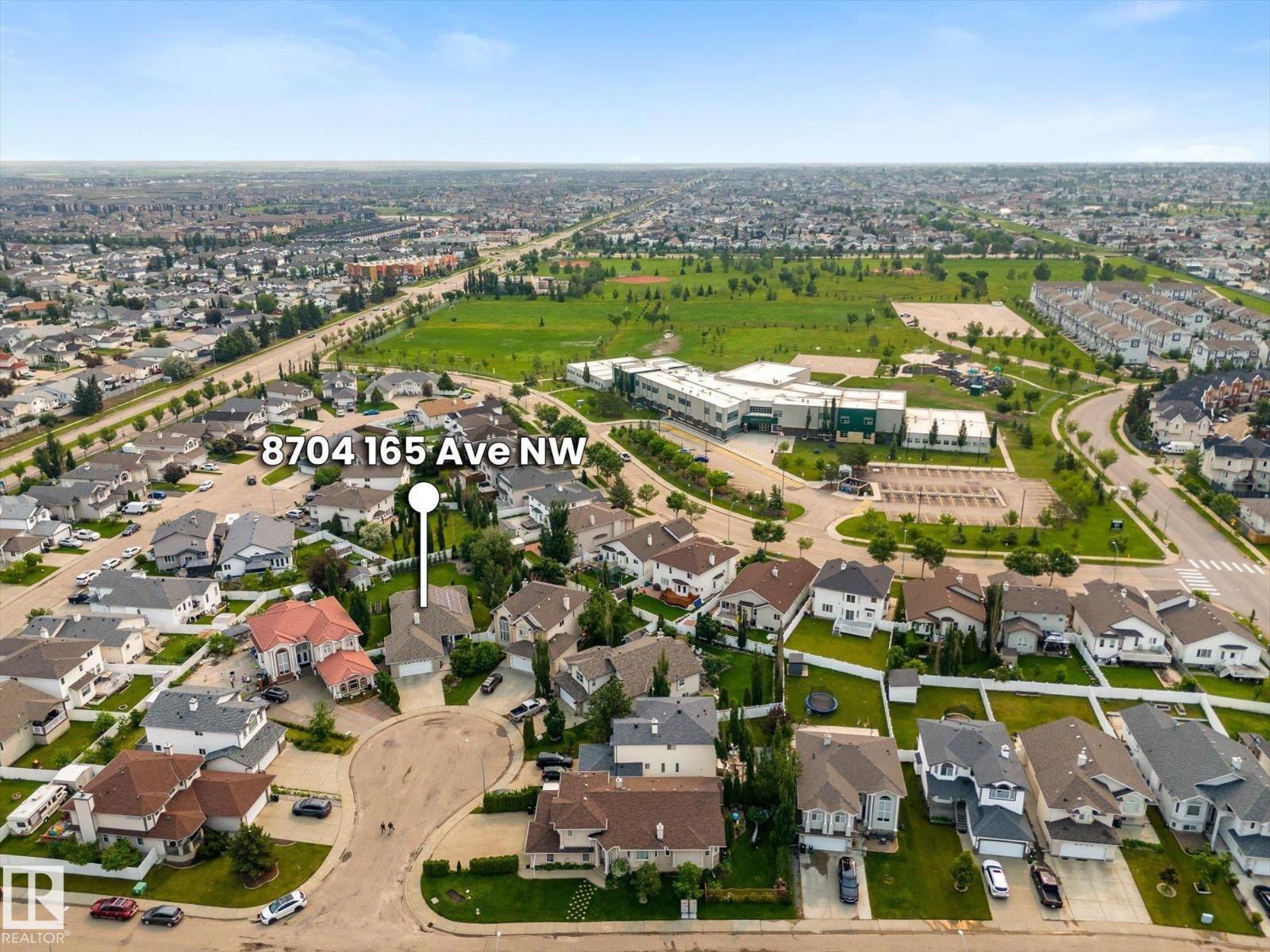 8704 165 AV NW NW - 4