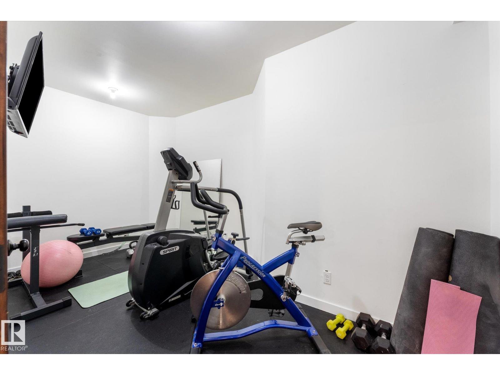 8704 165 AV NW NW - 41