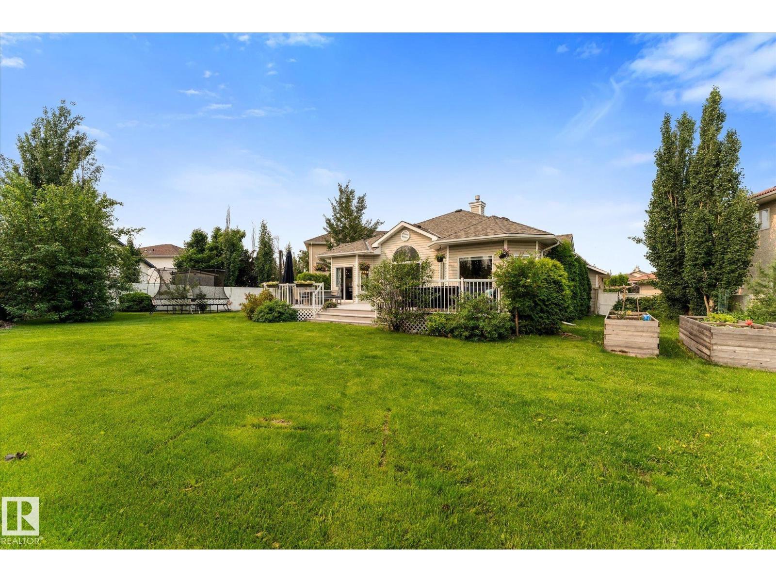 8704 165 AV NW NW - 56