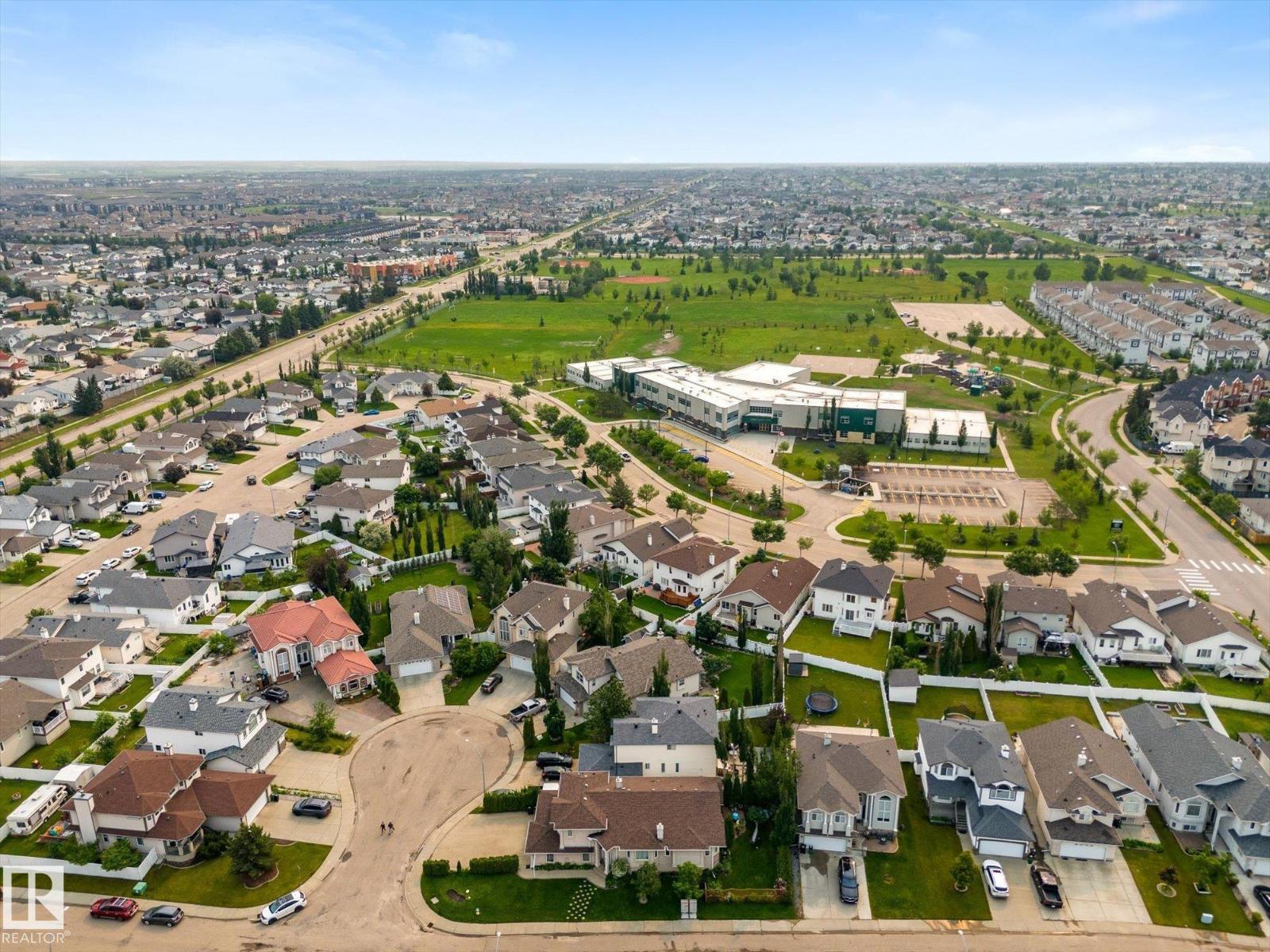 8704 165 AV NW NW - 58