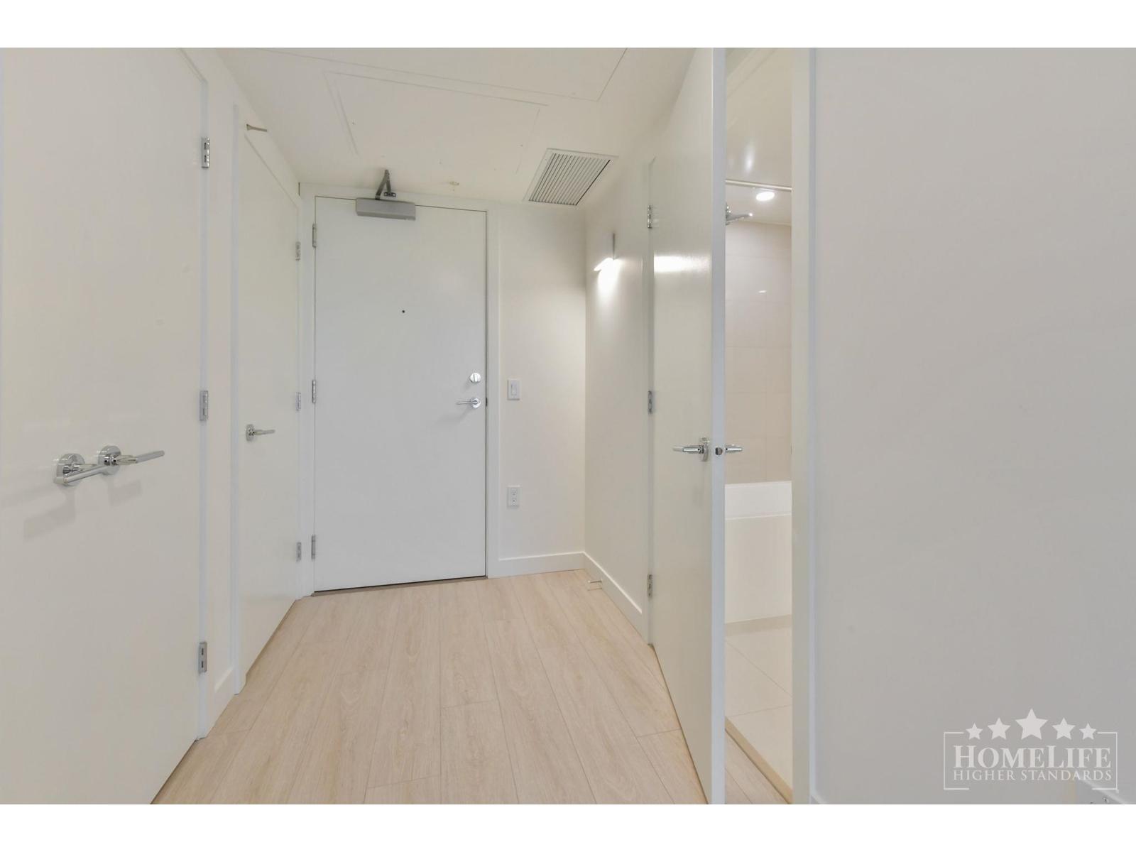 1 Bed, 1 Bath House for Rent in Surrey – 1004 13675 107A AVENUE, Surrey – MLS# R3142266 - Image 2