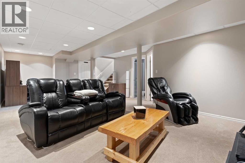5228 59 Avenue - 20