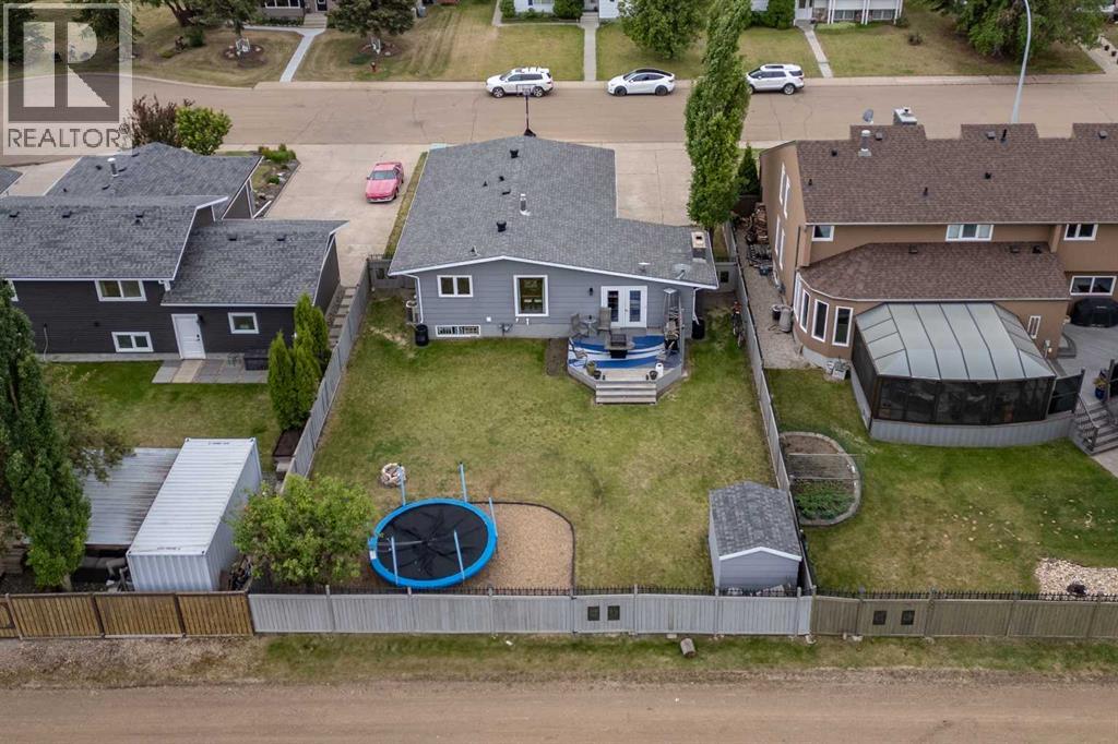 5228 59 Avenue - 34