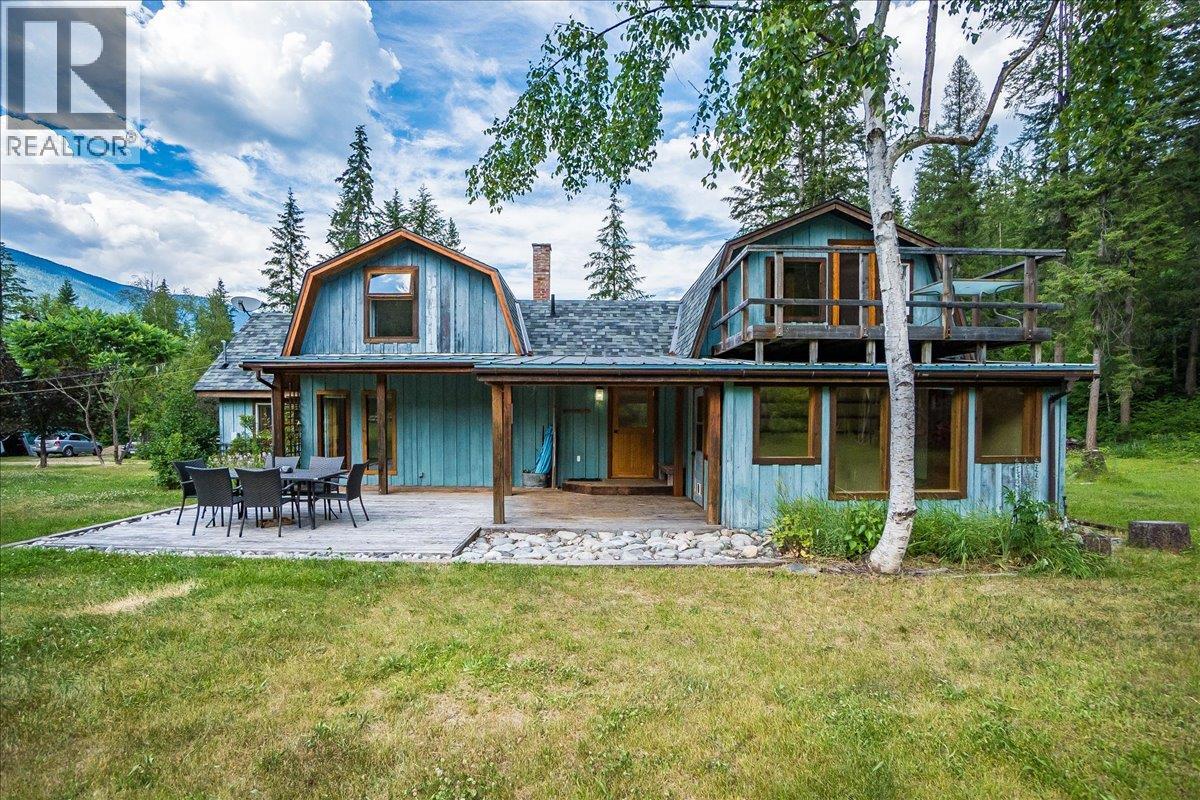 6042 Woodward Road - 28