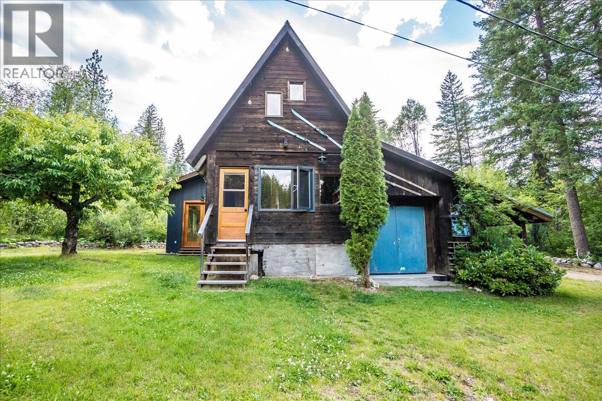 6042 Woodward Road - 32