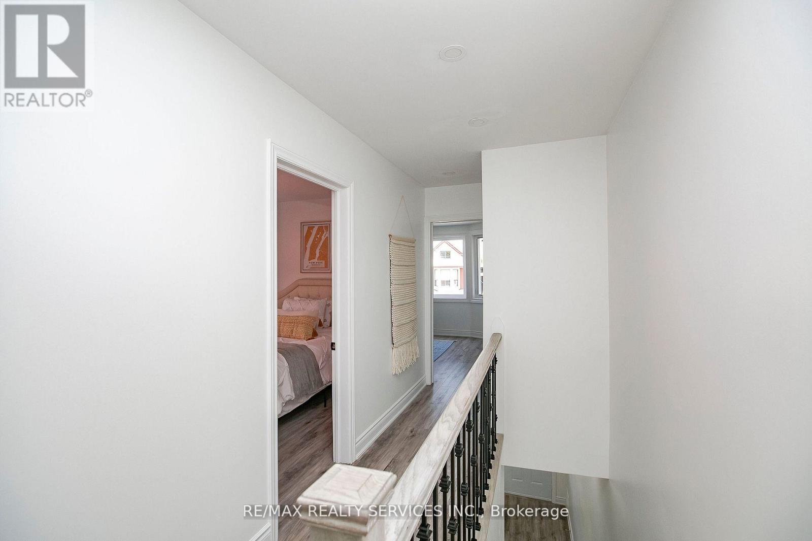 20 SOMERSET AVENUE - 20