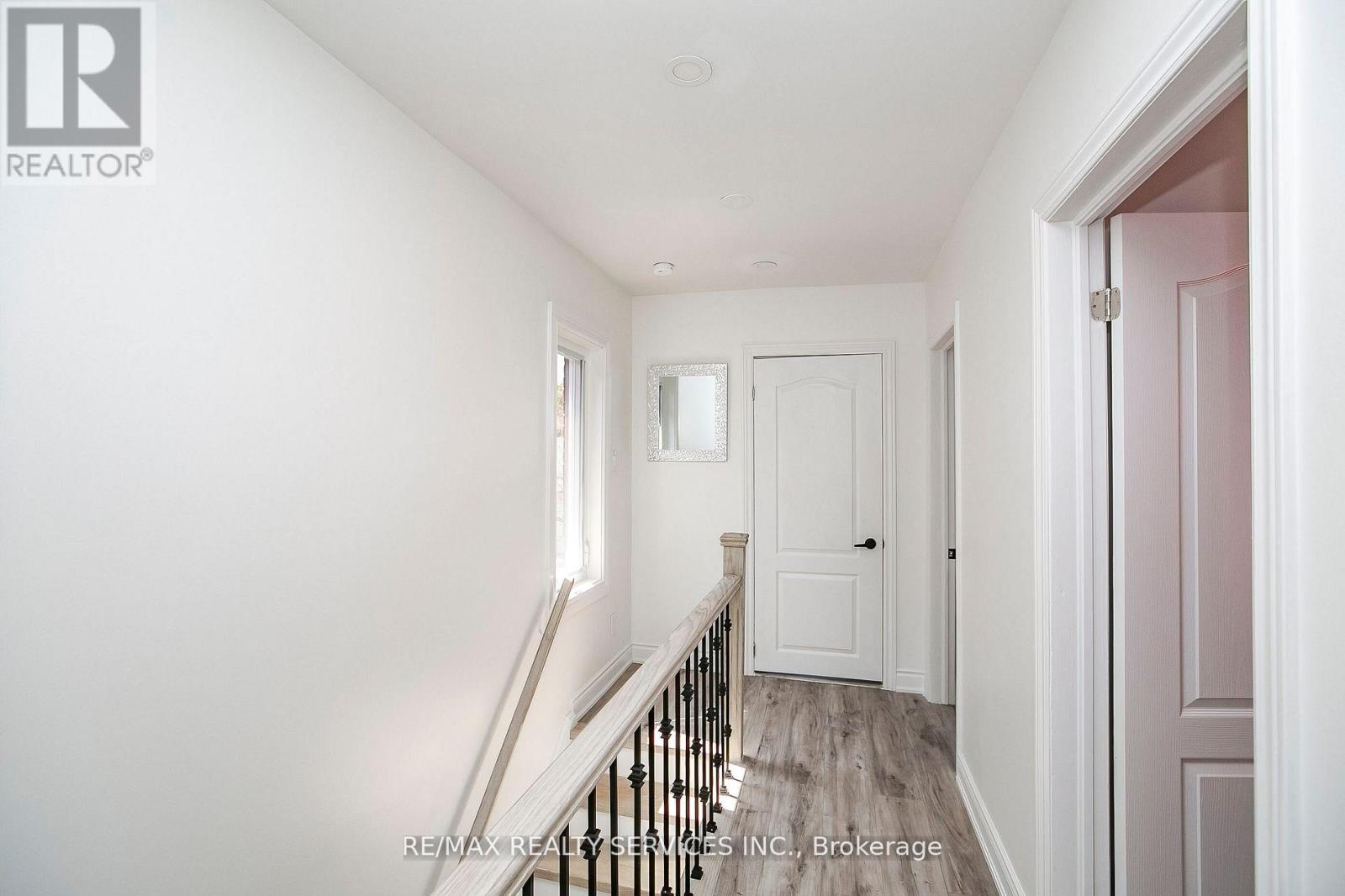 20 SOMERSET AVENUE - 21