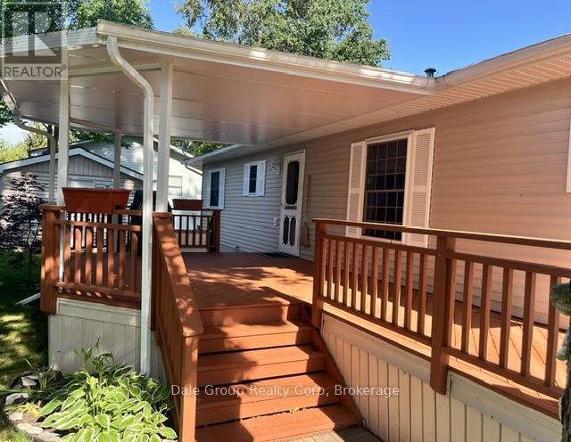68 CHEROKEE LANE S - 21