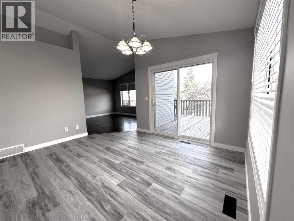 9005 94a Avenue — photo 12